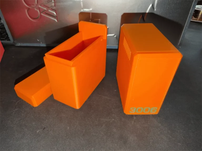 Boîte à cartouches orange (stock)
